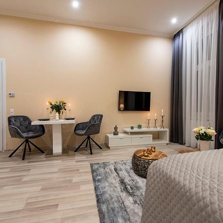 City Centre Deluxe Apartments Budapest Kültér fotó