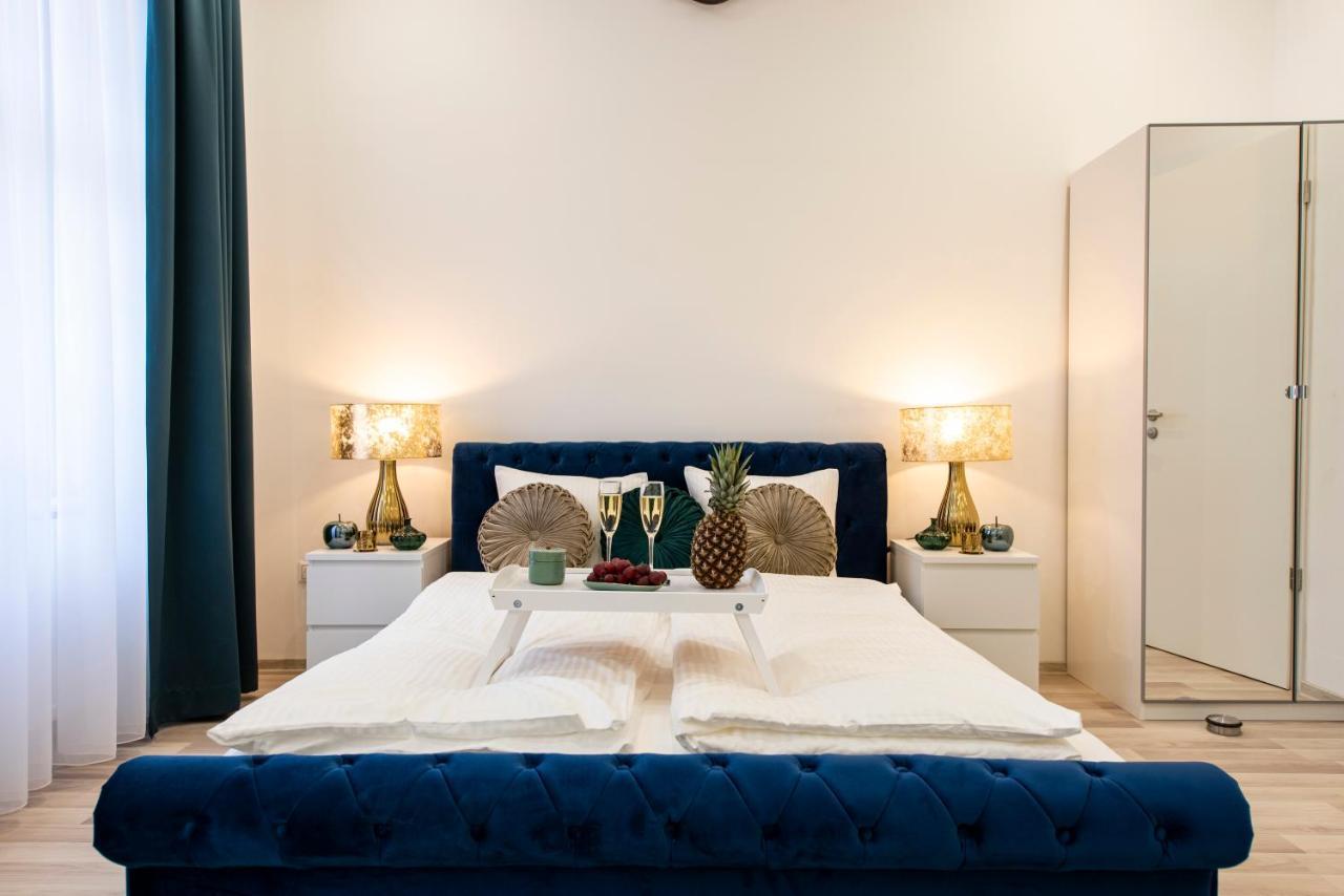 City Centre Deluxe Apartments Budapest Kültér fotó